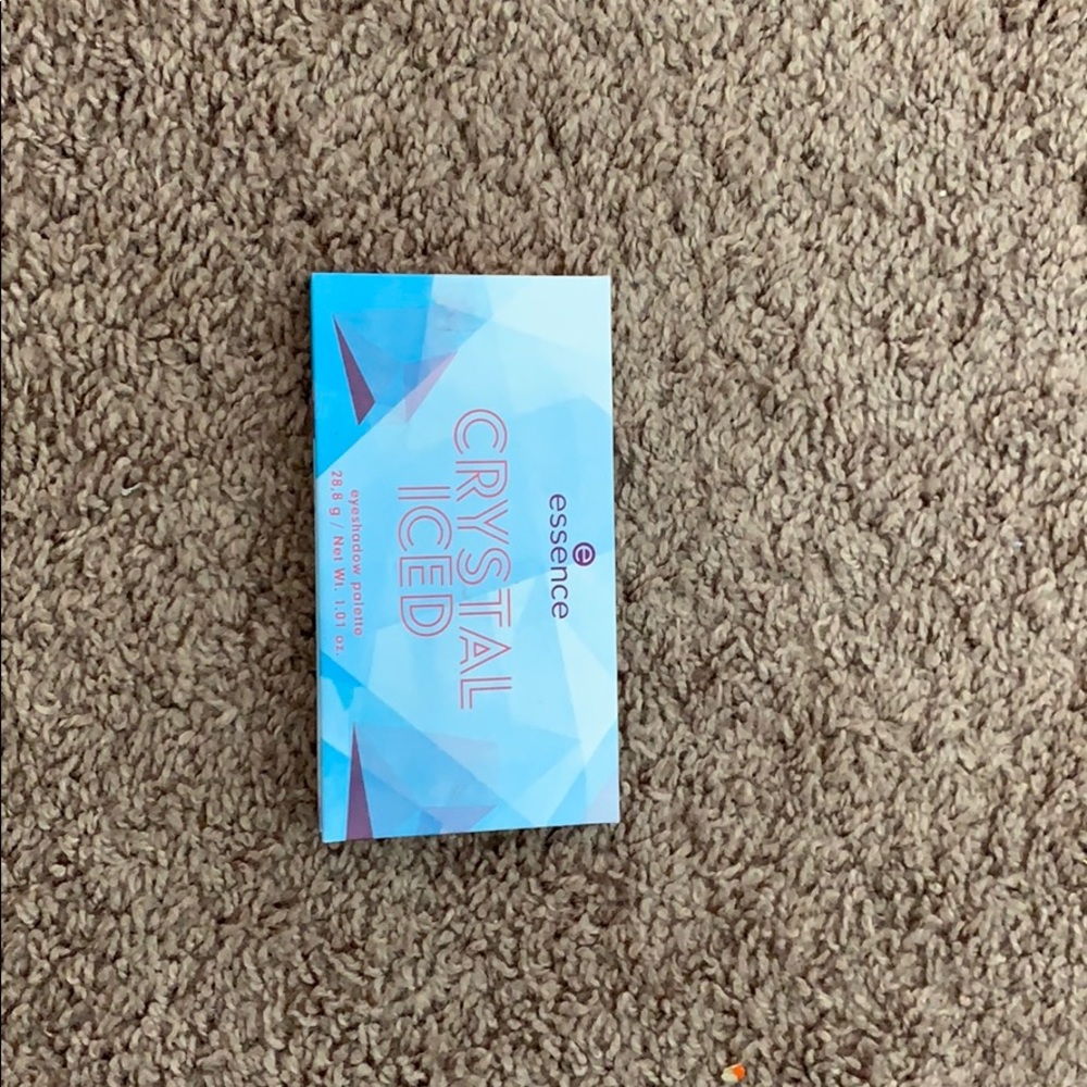 Crystal iced eyeshadow palette